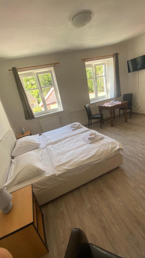 Rozmberk Inn Rožmberk nad Vltavou エクステリア 写真